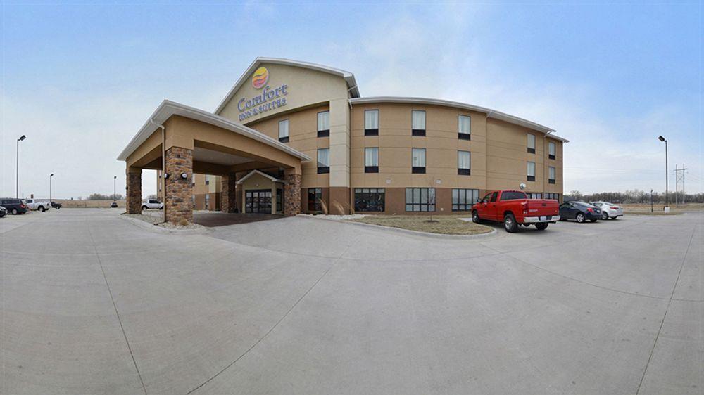 Junction City Inn & Suites Bagian luar foto