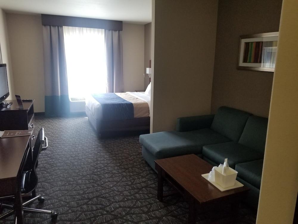 Junction City Inn & Suites Bagian luar foto